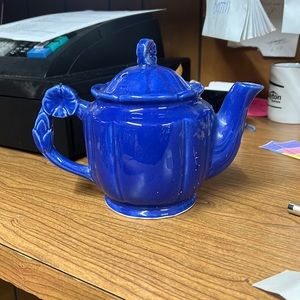 Vintage 1940s Teapot Art Deco Mid Century Royal Cobalt Blue Shawnee Rosette